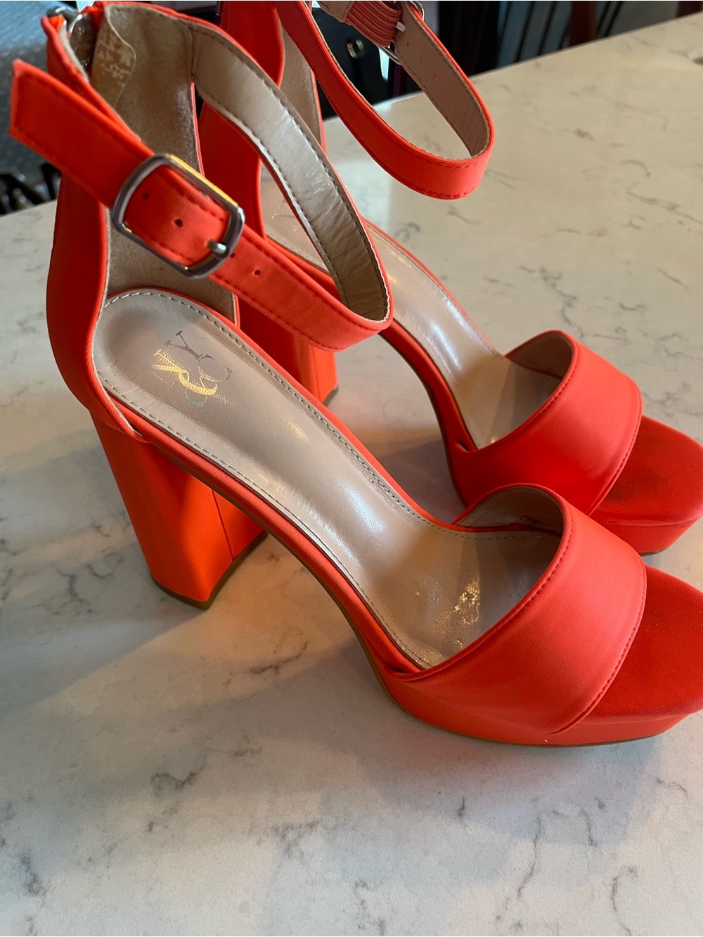 NY & CO 4.4 Women's Orange Block Heel Ankle Strap Sandals. Item # 11657